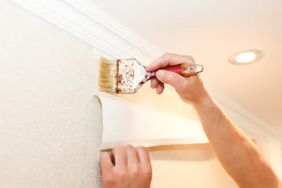 Pose de papier peint à Morette — revêtements muraux et toiles de verre